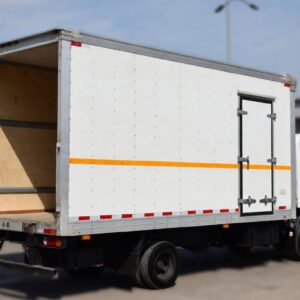 16 ft. Box Truck Rental from Oscar Logistics